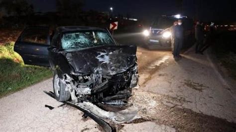 G­a­z­i­a­n­t­e­p­­t­e­ ­i­k­i­ ­o­t­o­m­o­b­i­l­ ­ç­a­r­p­ı­ş­t­ı­:­ ­7­ ­y­a­r­a­l­ı­